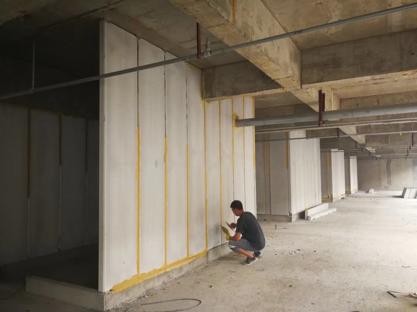 2019无机发泡轻骨料混凝土隔墙板施工技术性能研究